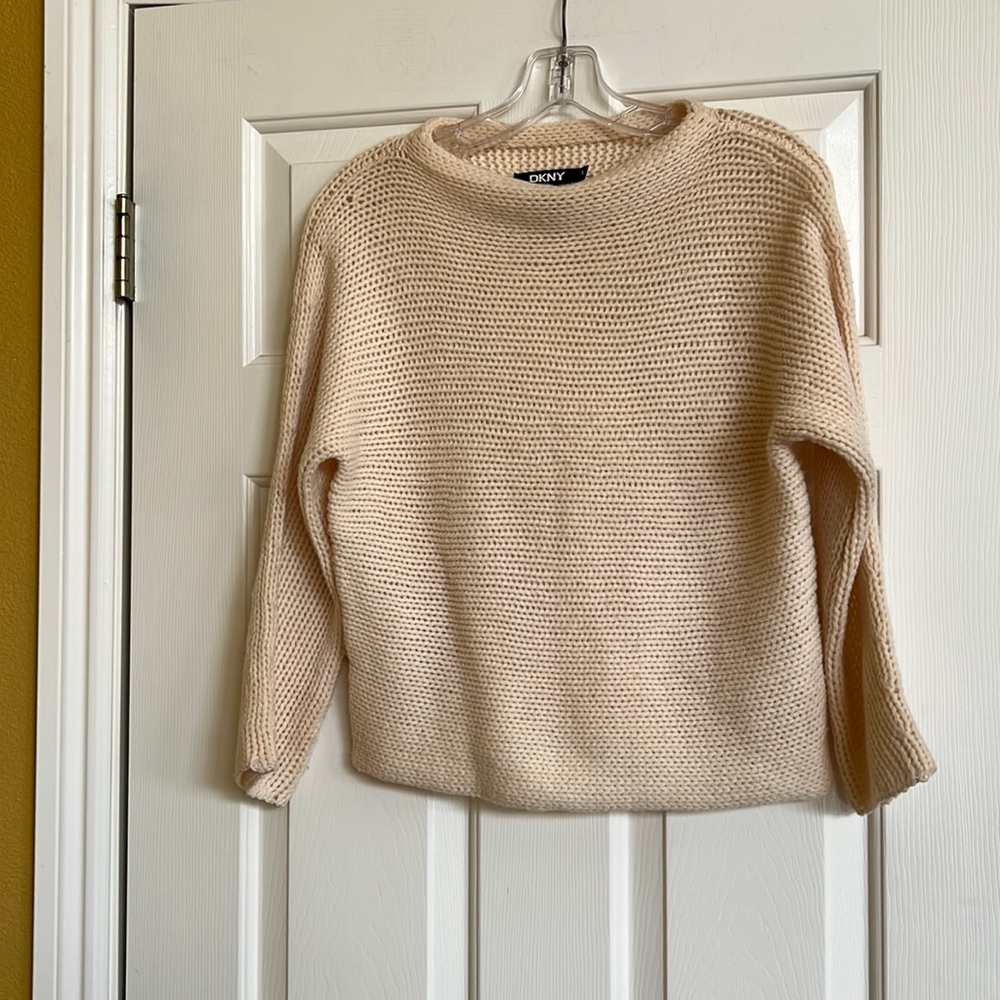 DKNY sweater NWOT